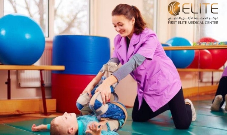 خطوات طفلك الأولى… هل التأخر الحركي يستدعي القلق؟